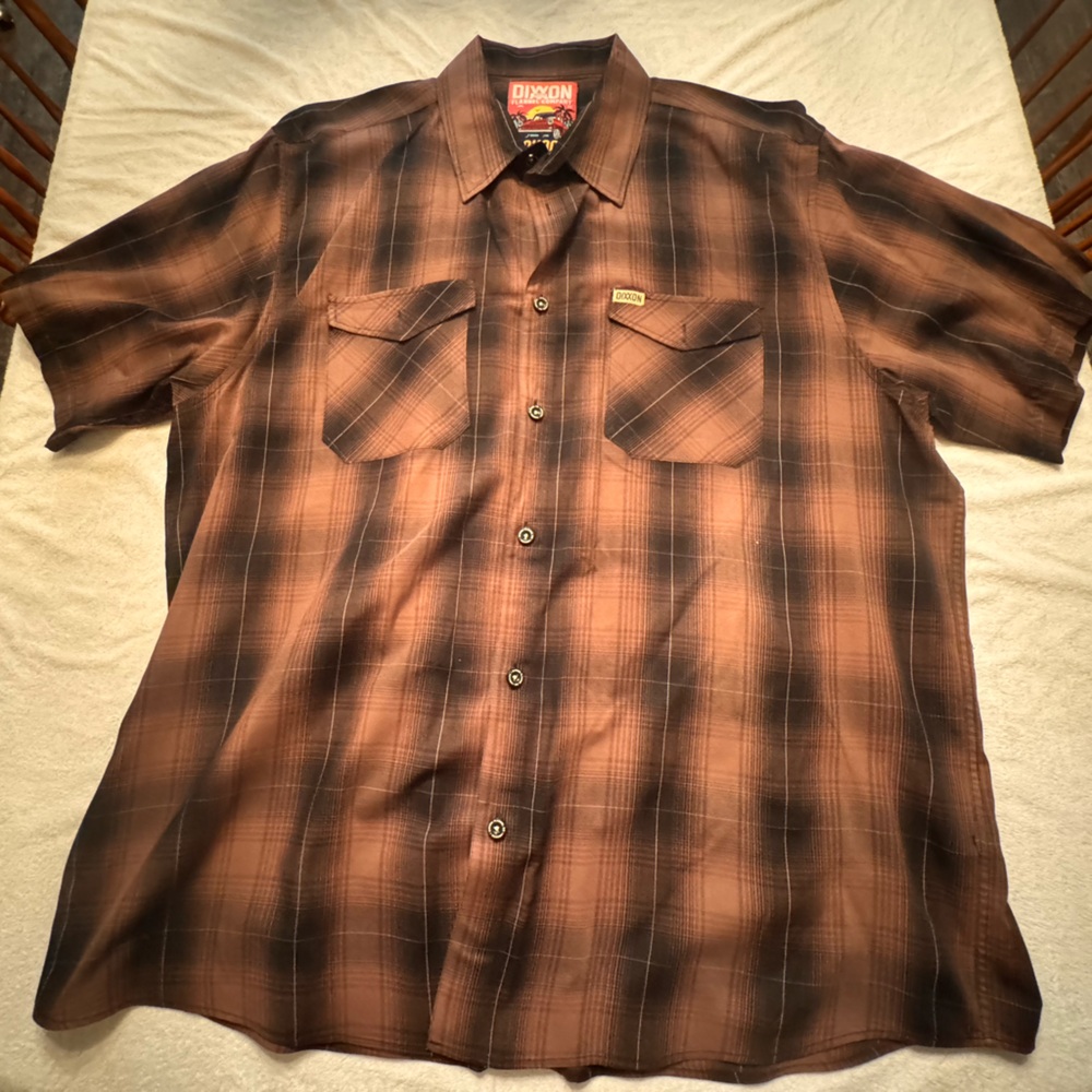 DIXXON Men's Black and Brown Plaid Shirt
